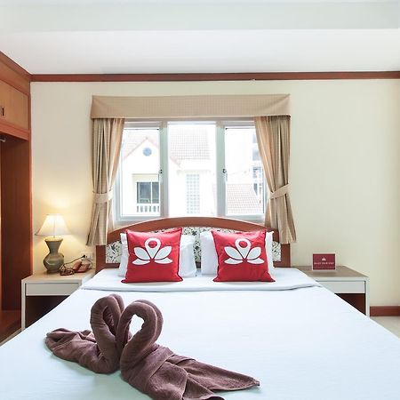 Zen Rooms Rat-U-Thid 200 Phi Road Patong Extérieur photo